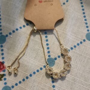 Chic Gold Bracelet with Crystal Details